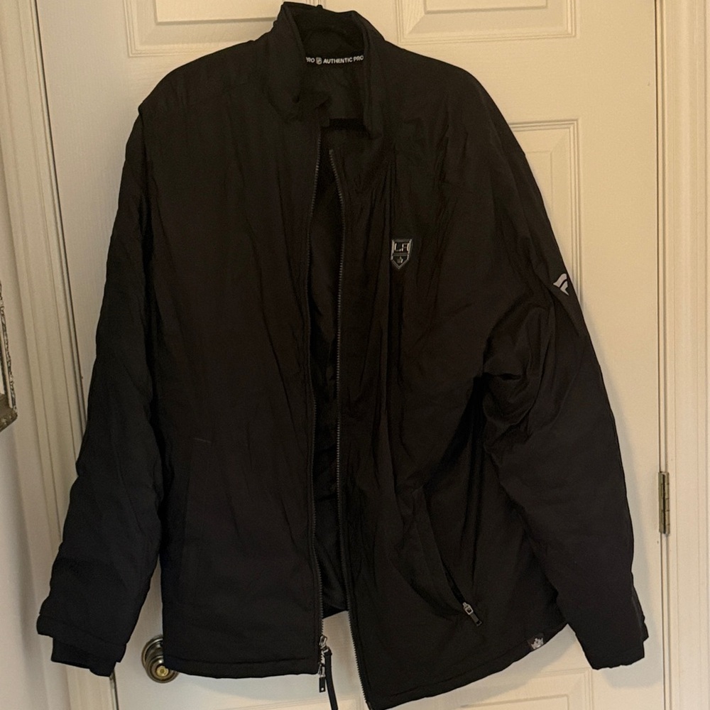 Fanatics Black Men's Puffer Jacket LA Kings